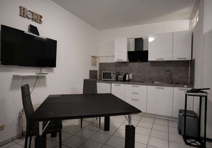 Monteur-Zimmer - Bergheim (Rhein-Erft-Kreis) - Frühling Appartements