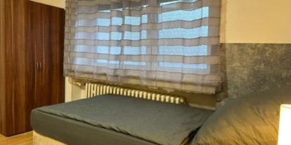 Monteur-Zimmer - Frechen - Komfortable Wohnung Bad Küche Parkplatz WiFi