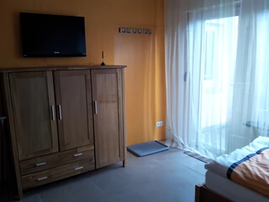 MonteurZimmer: Monteurzimmer Schönig in 53332 Bornheim