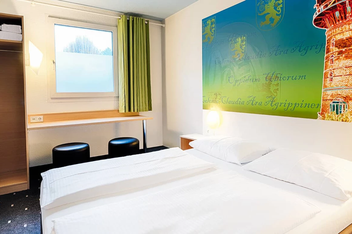 MonteurZimmer: B&B HOTEL Köln-Frechen