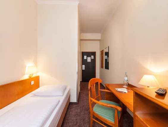 MonteurZimmer: Hotel Ahl Meerkatzen
