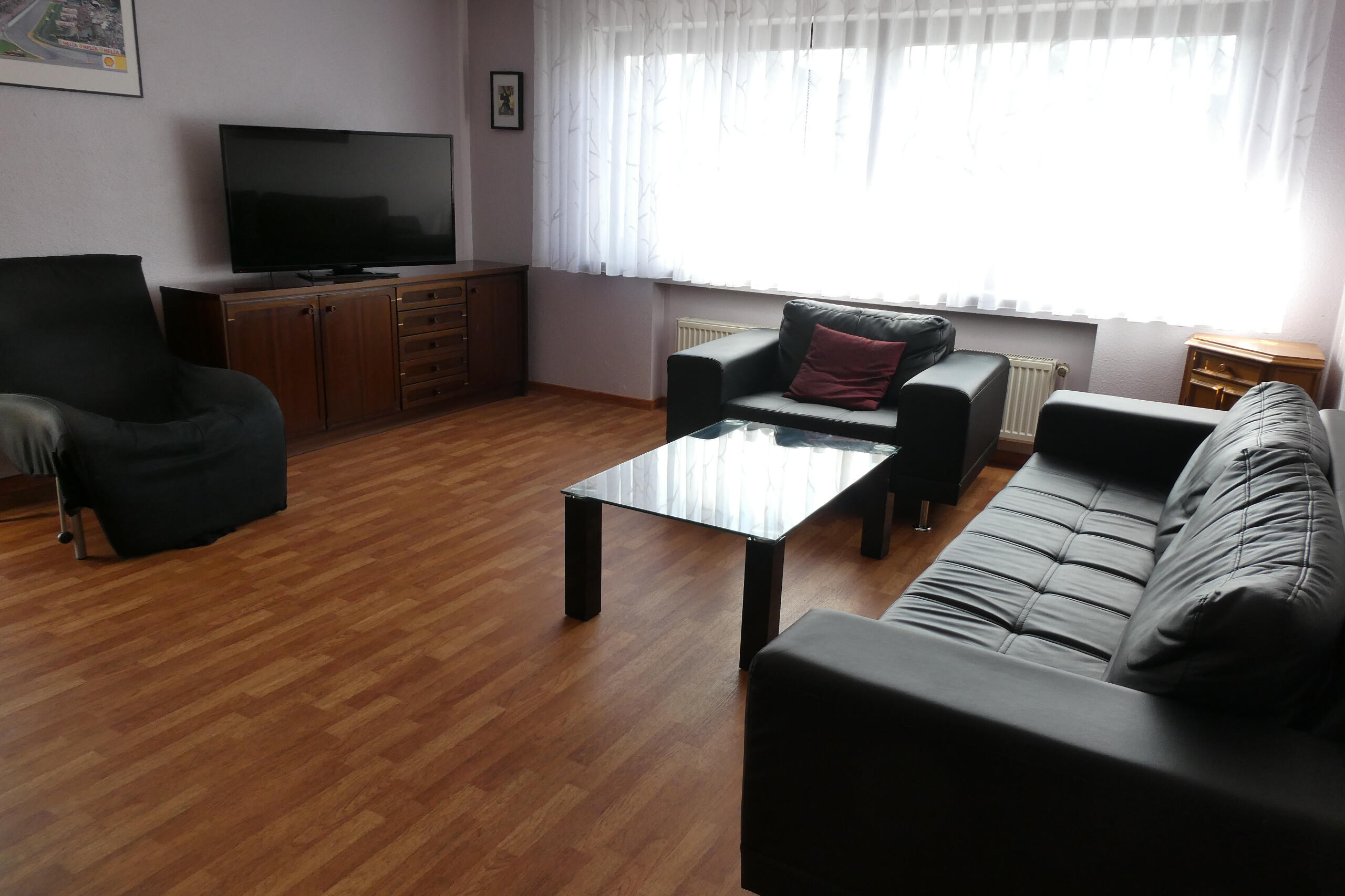 Monteur-Zimmer - Euskirchen - Monteurwohnungen
Erika Berk