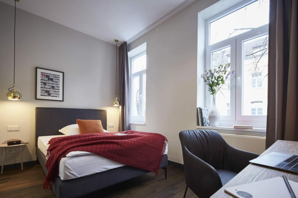 Monteur-Zimmer - Bergheim (Rhein-Erft-Kreis) - DEIN SERVICED APARTMENT IN KÖLN-DEUTZ/MESSE