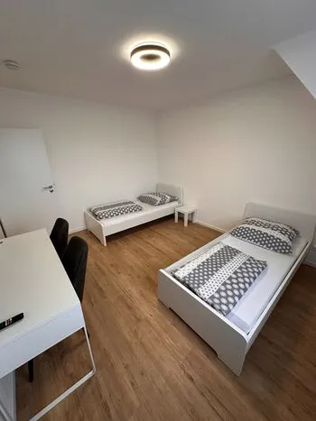 Monteur-Zimmer - Euskirchen - Madame Suite