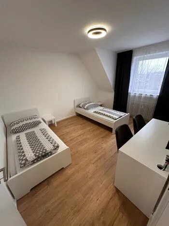 Monteur-Zimmer - Euskirchen - Madame Suite