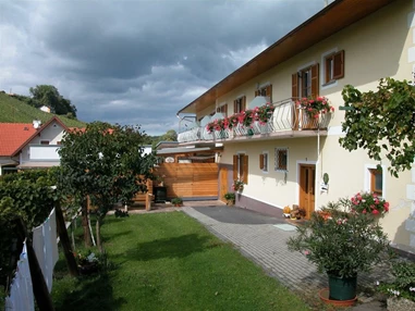 MonteurZimmer: Winzerhof Klöckl