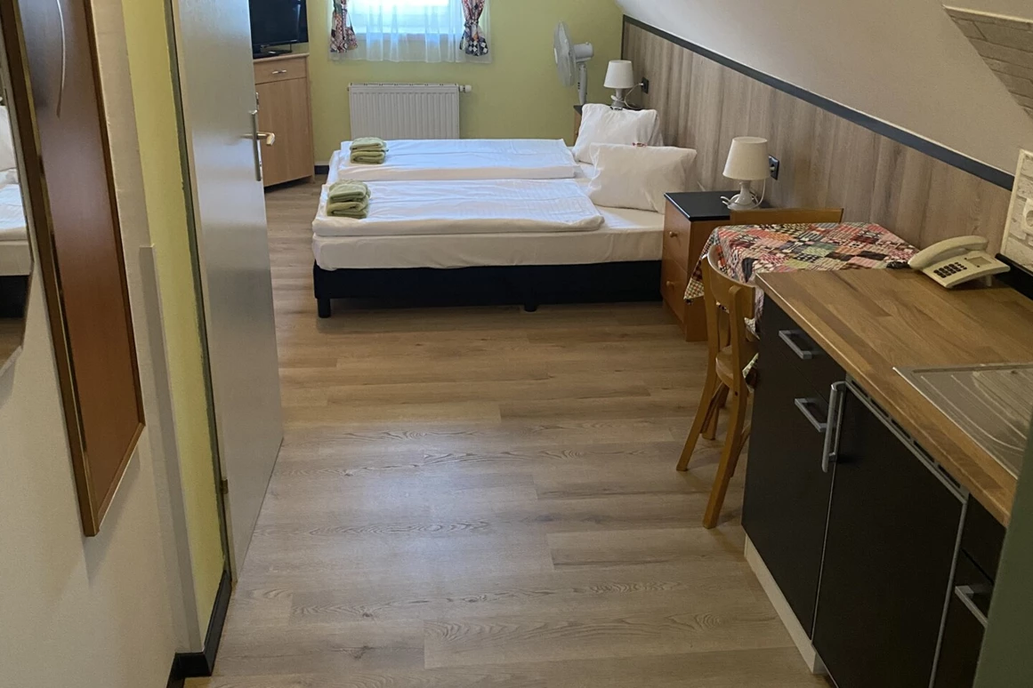 MonteurZimmer: Pension alt Strassgang