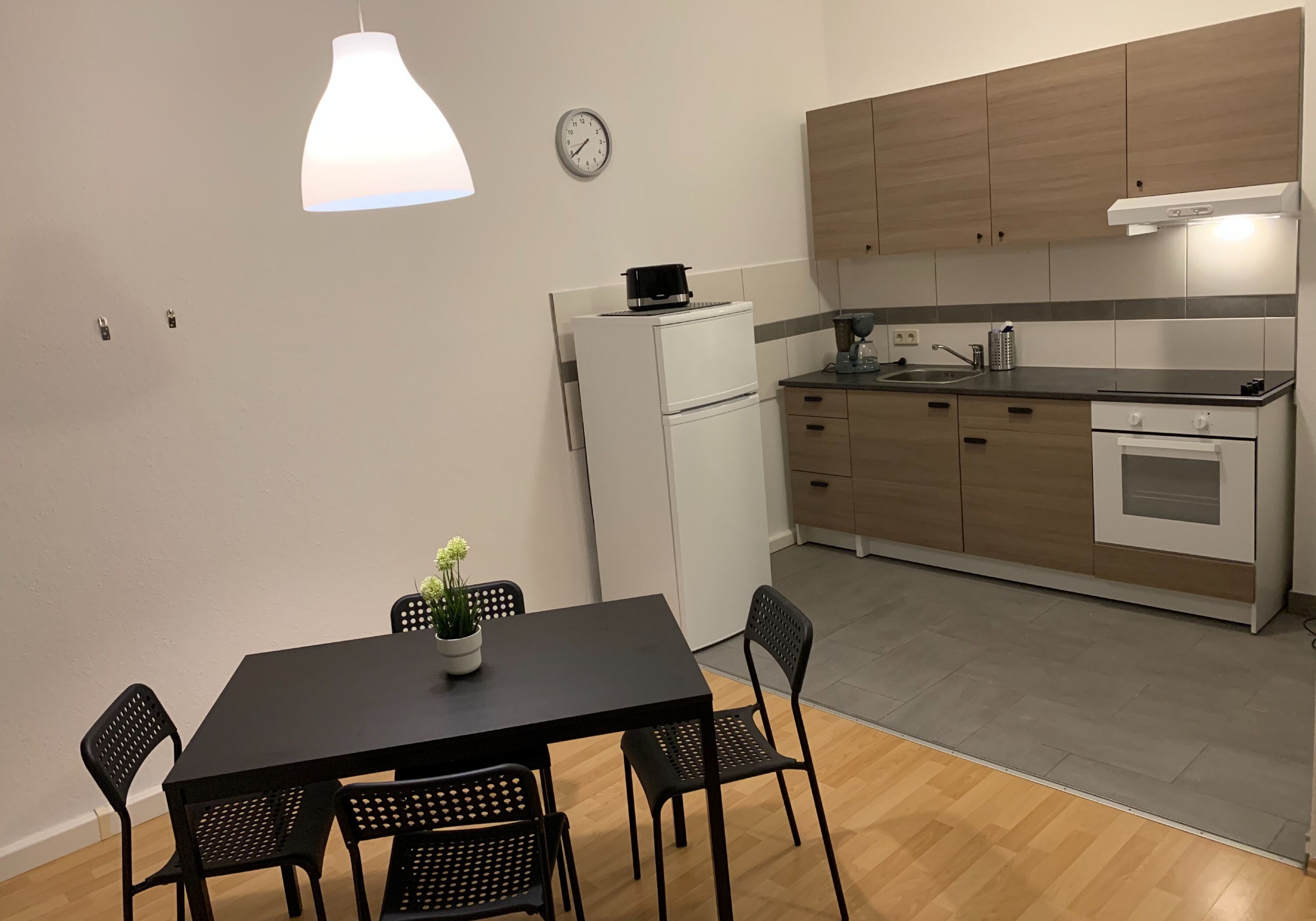 Monteur-Zimmer - Colditz - Cleverflats Nagelneue Monteurwohnungen in Chemnitz