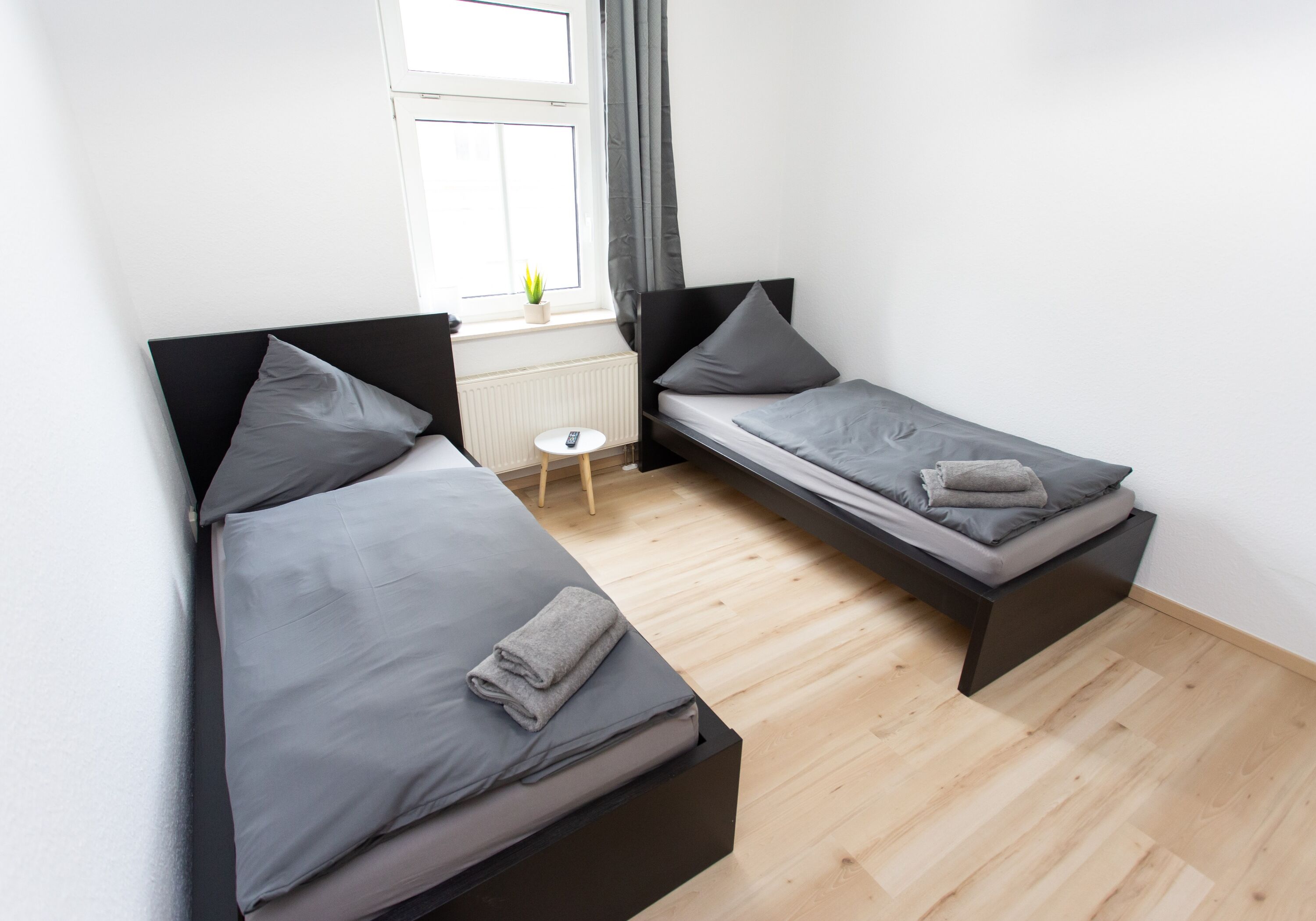 Monteur-Zimmer - Colditz - 3 Wohnungen in Chemnitz-Kappel - für bis zu 14 Gäste