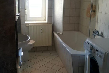 Monteur-Zimmer - Colditz - 6 Ferienwohnungen (2-8 Personen) Einzelbetten Internet TV Balkon Internet