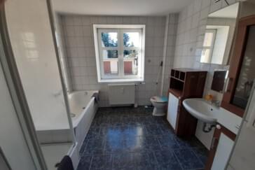 Monteur-Zimmer - Chemnitz - 6 neue Ferienwohnungen 2-8 Personen/ Internet/Einzelbetten/Balkon/TV/große Küche/Bad-Dusche