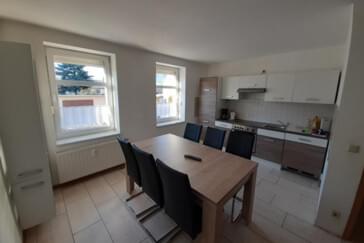 Monteur-Zimmer - Chemnitz - 6 neue Ferienwohnungen 2-8 Personen/ Internet/Einzelbetten/Balkon/TV/große Küche/Bad-Dusche