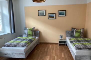 Monteur-Zimmer - Chemnitz - Ferienwohnung im Herzen von Zwönitz