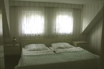 Monteur-Zimmer - Colditz - Große Ferienwohnung bei Chemnitz