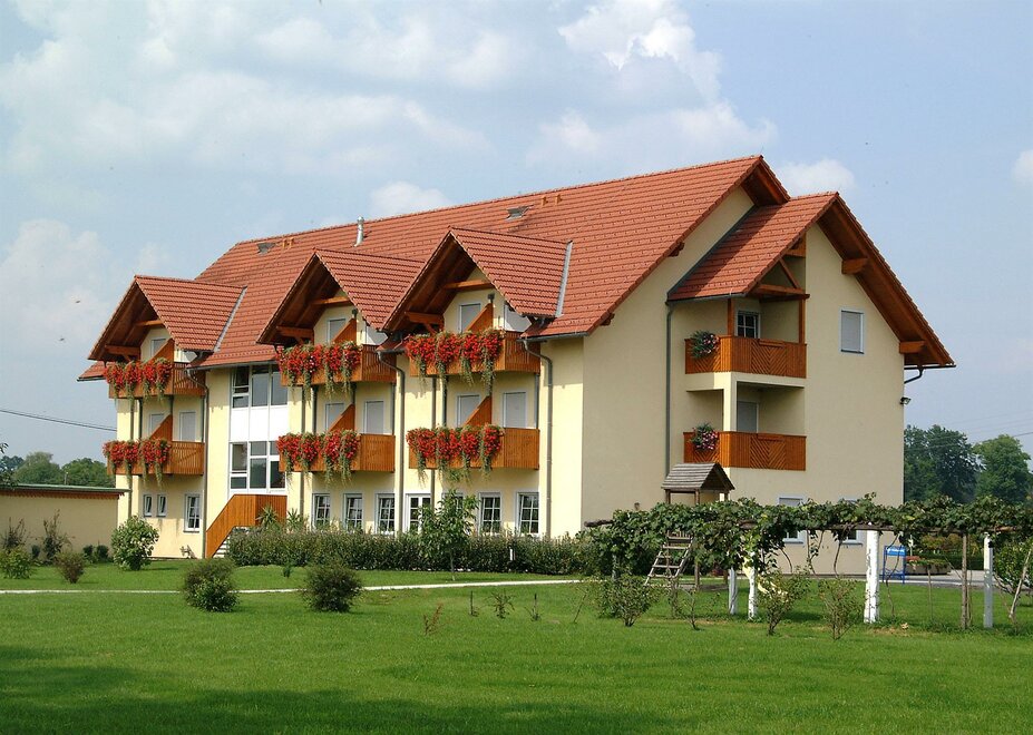 Monteur-Zimmer - Kaindorf (Leibnitz) - Radhotel Schischek