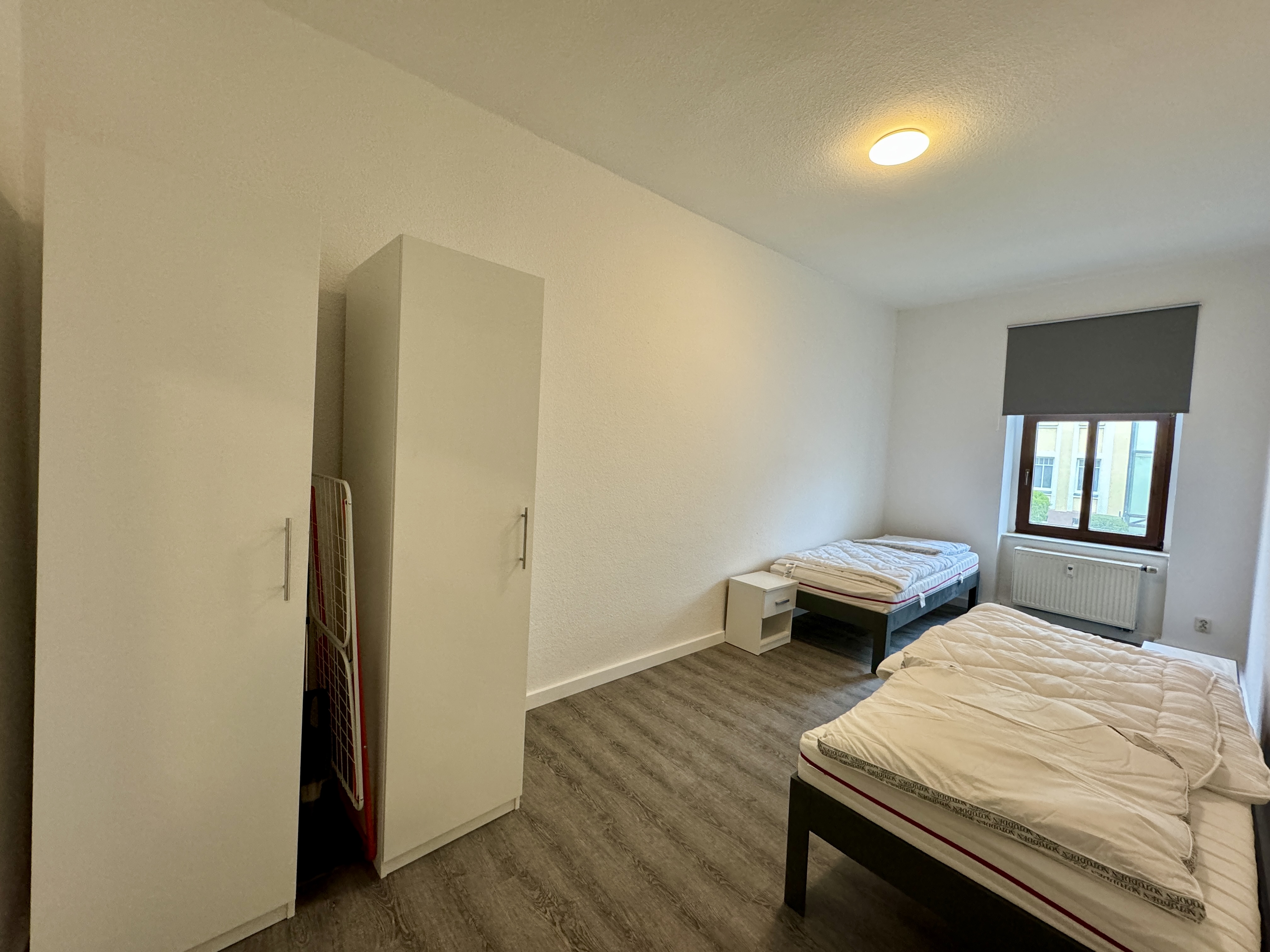 Monteur-Zimmer - Zimmerarten: Mehrbettzimmer - 90+ Monteurzimmer in Chemnitz, Einzelbetten, Parkplätze, WIF