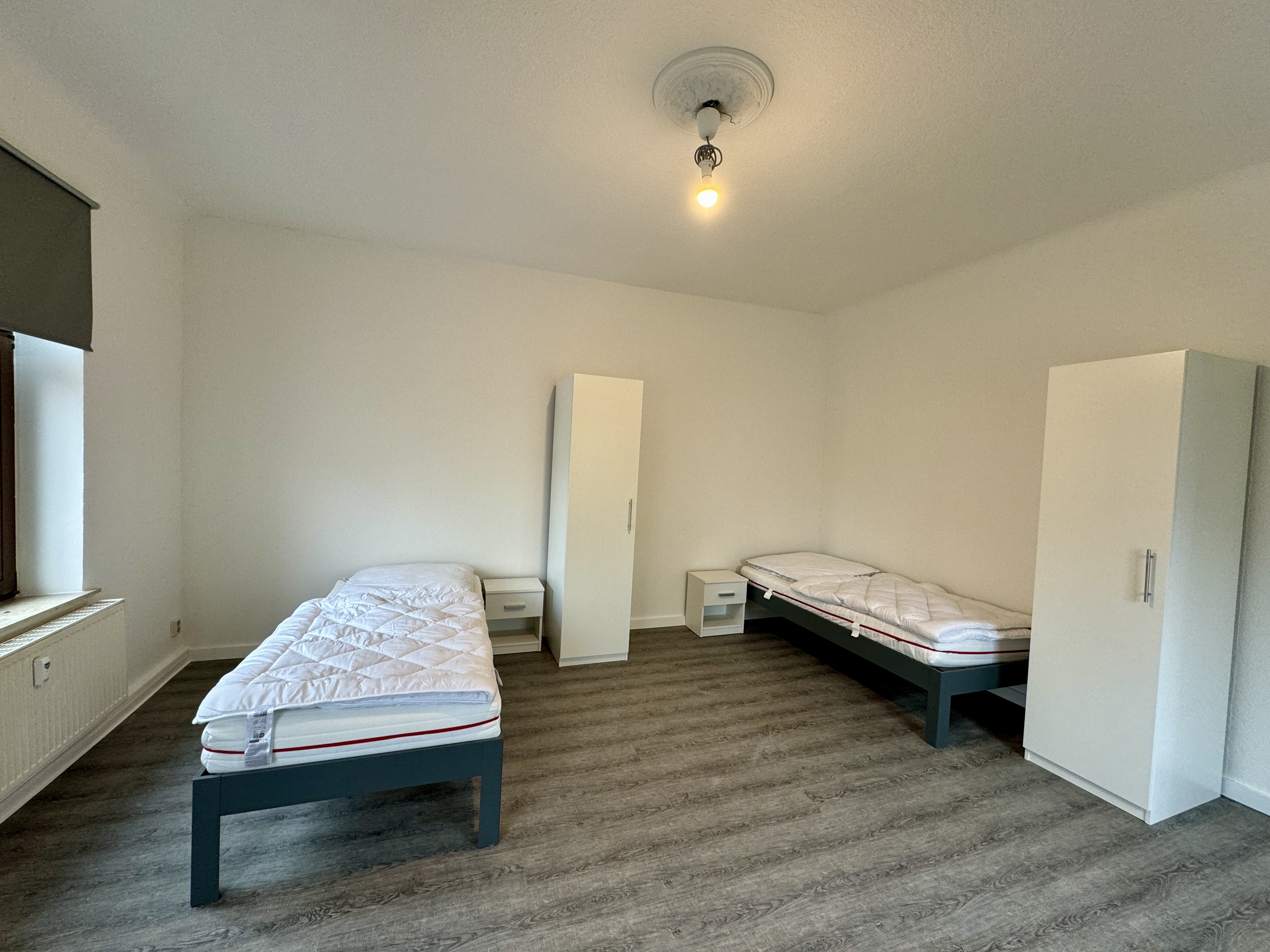 MonteurZimmer: 90+ Monteurzimmer in Chemnitz, Einzelbetten, Parkplätze, WIF