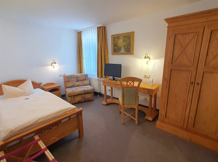 Monteur-Zimmer - Pension Schwalbenhof Gebr. Runtze GbR