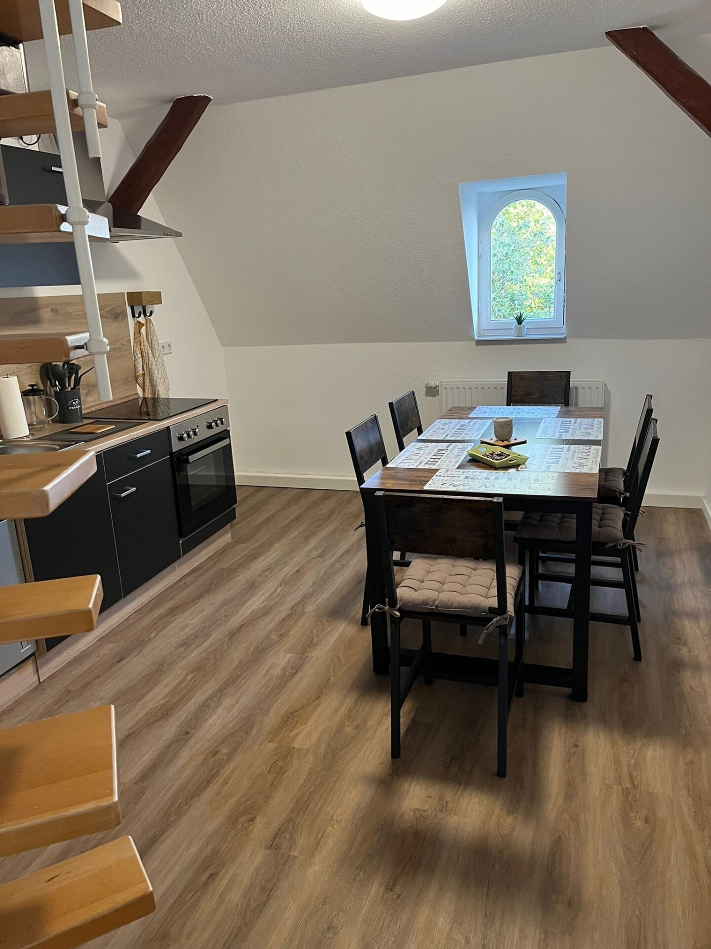 Monteur-Zimmer - Zahlungsarten: Auf Rechnung - Deutschland - Monteurwohnung / Ferienwohnung in Crimmitschau