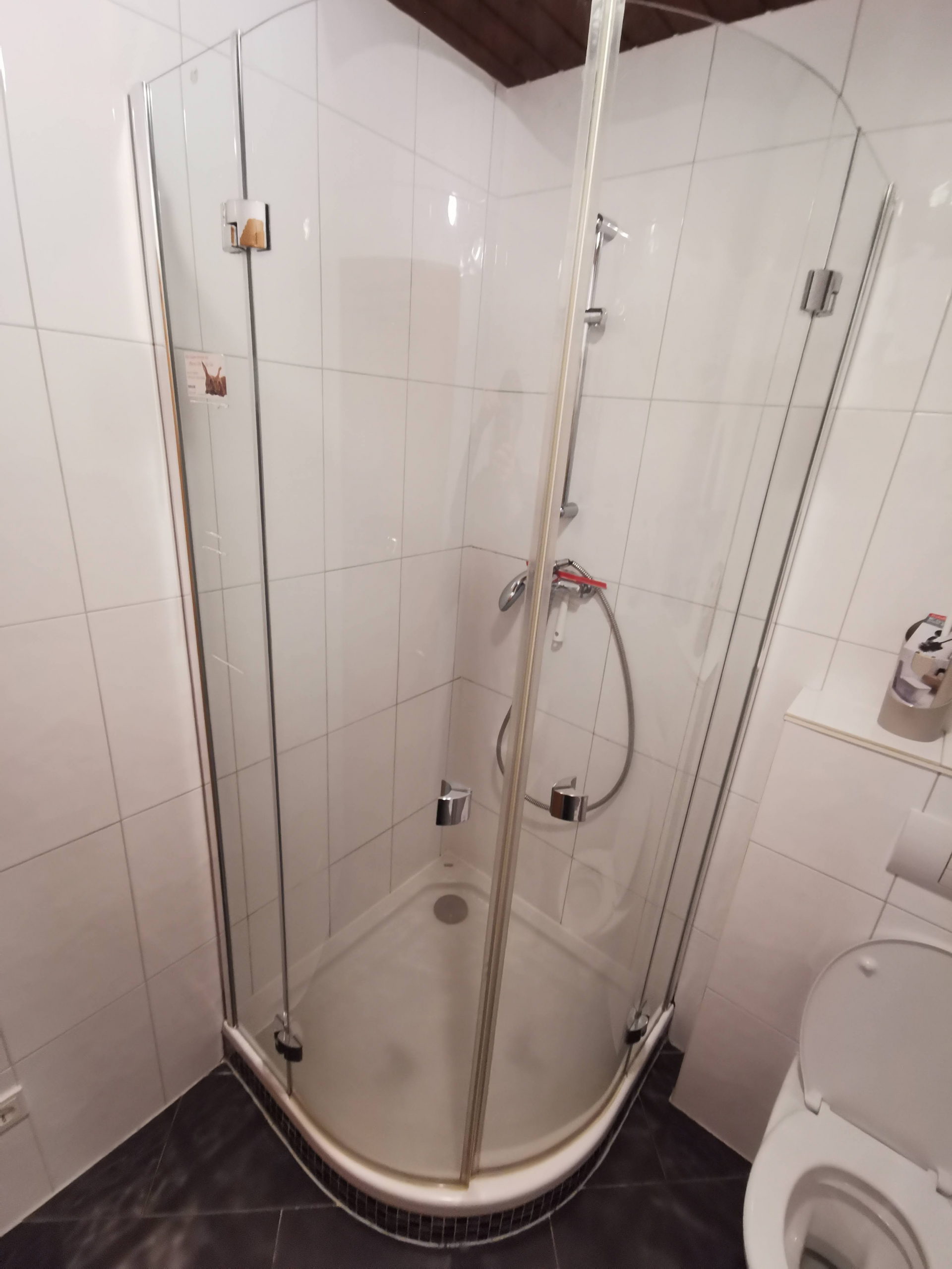 Monteur-Zimmer - Ferienwohnung / Monteurzimmer / Rothaus / Mertesdorf