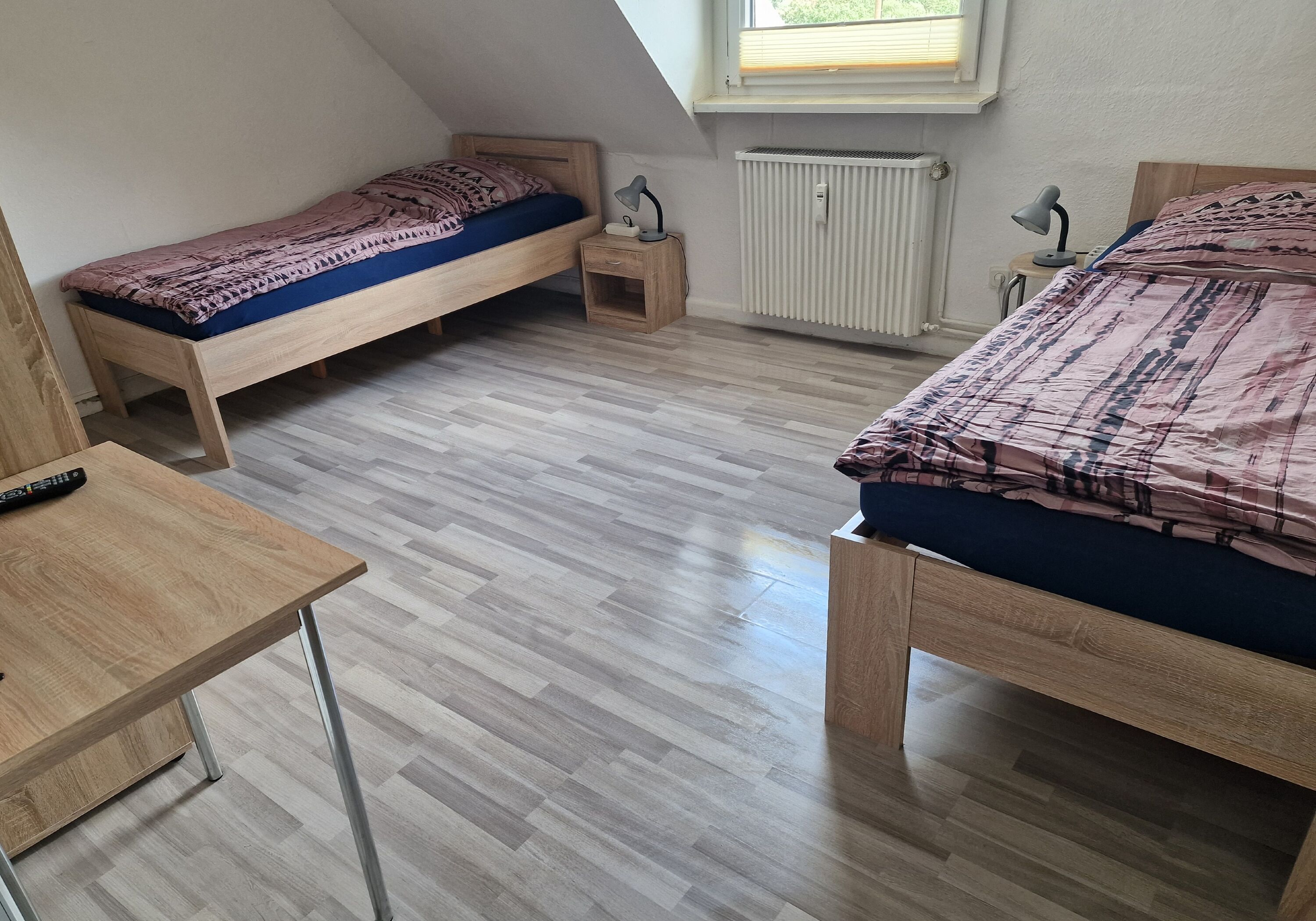 Monteur-Zimmer - Rheinland-Pfalz - Monteurwohnungen in Trier Einzelbetten ✓ Parkplatz ✓ W-Lan✓