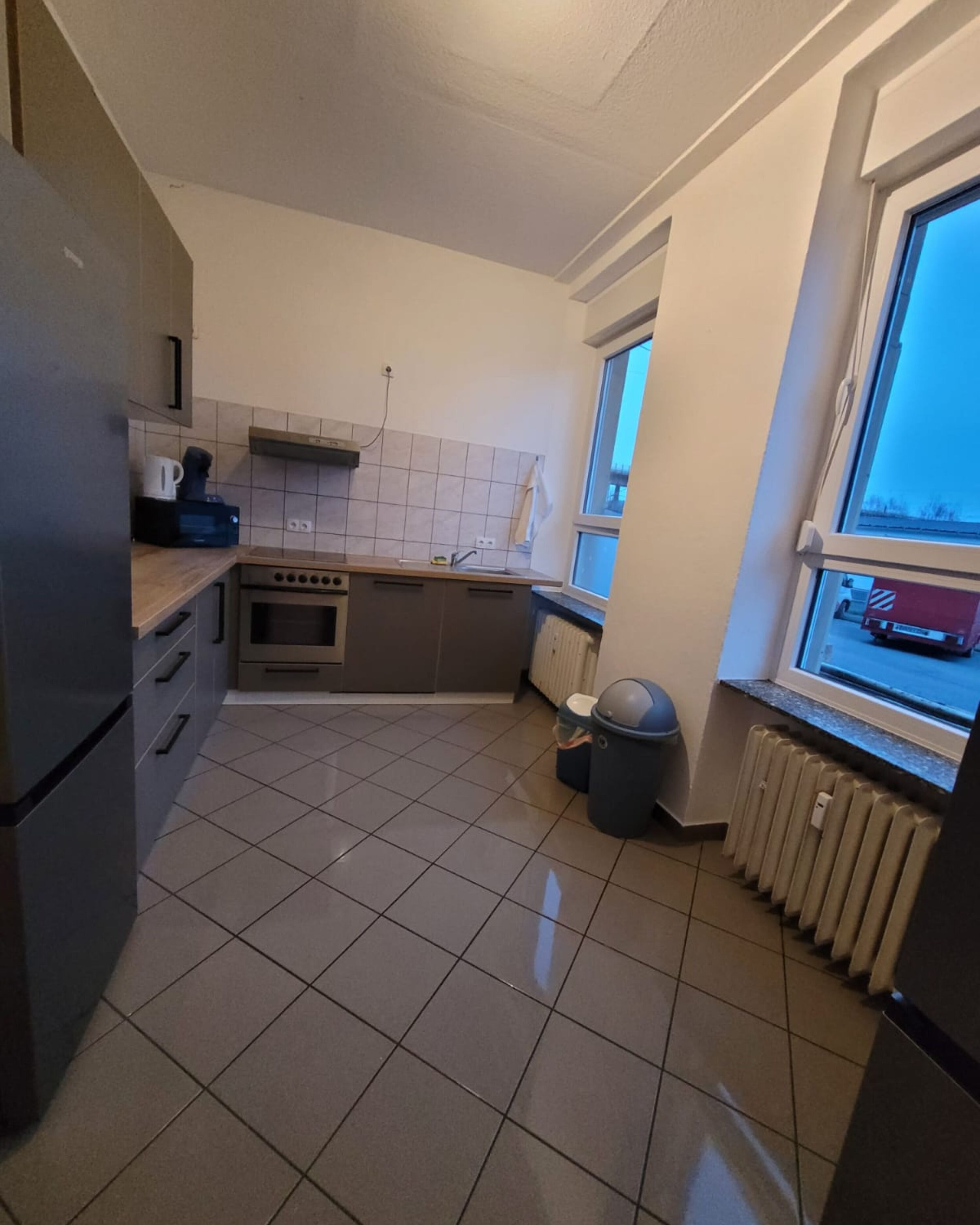 Monteur-Zimmer - Rheinland-Pfalz - Monteurwohnungen in TRIER / Parkplatz / W-LAN / Küchen