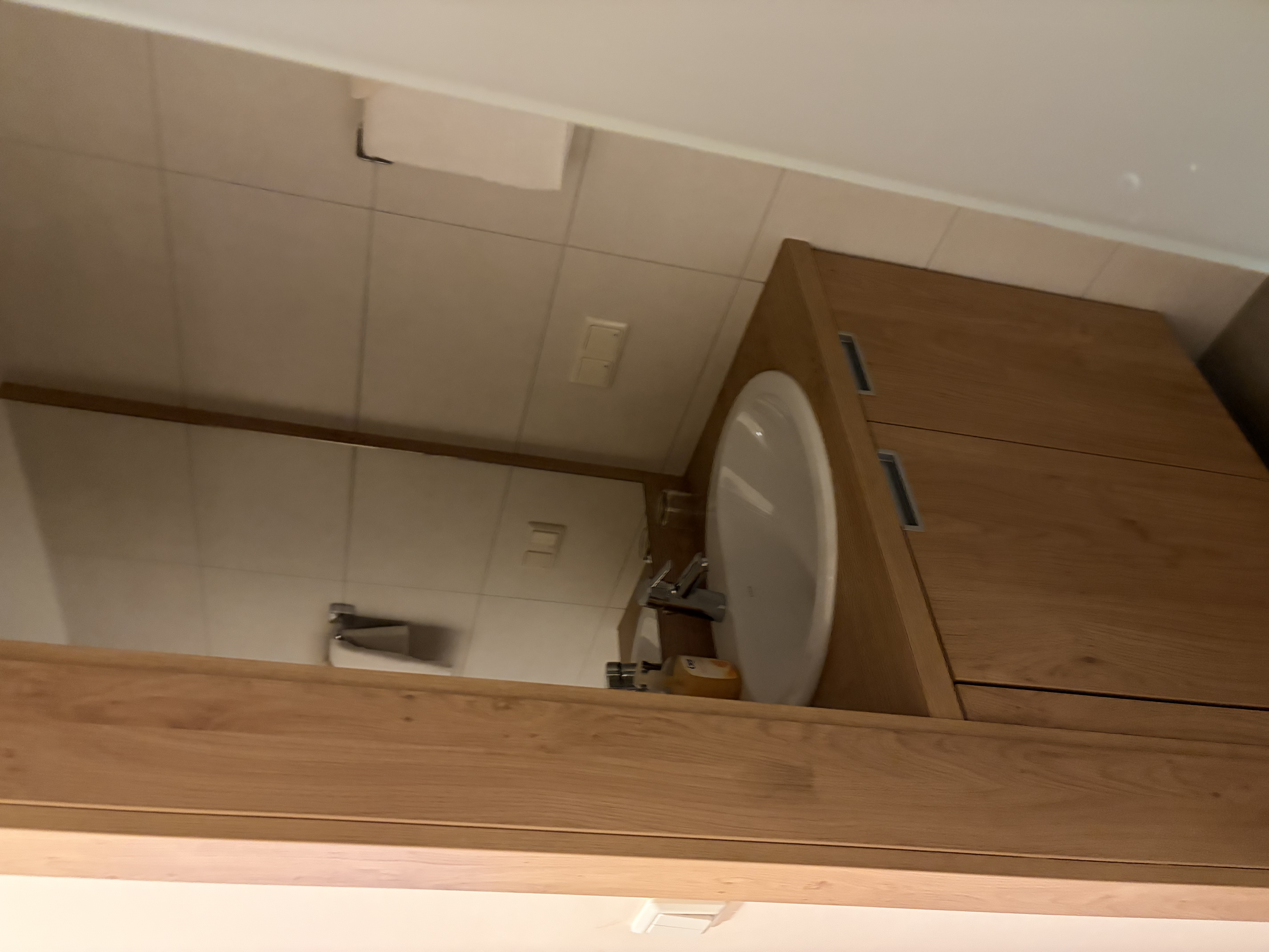 Monteur-Zimmer - Preis pro Nacht - Vösendorf - Badezimmer - Hotelzimmer Tullnerbach bei Wien