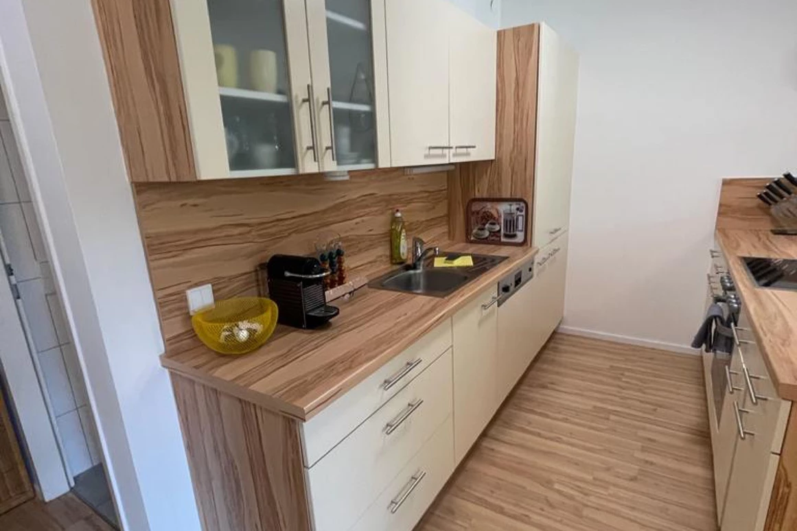 MonteurZimmer: Monteurwohnung zentral mit Parkplatz Graz