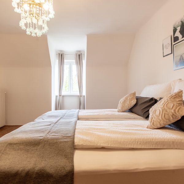 Monteur-Zimmer - Vordernberg - TAMLIVING Stairway to Heaven Trofaiach