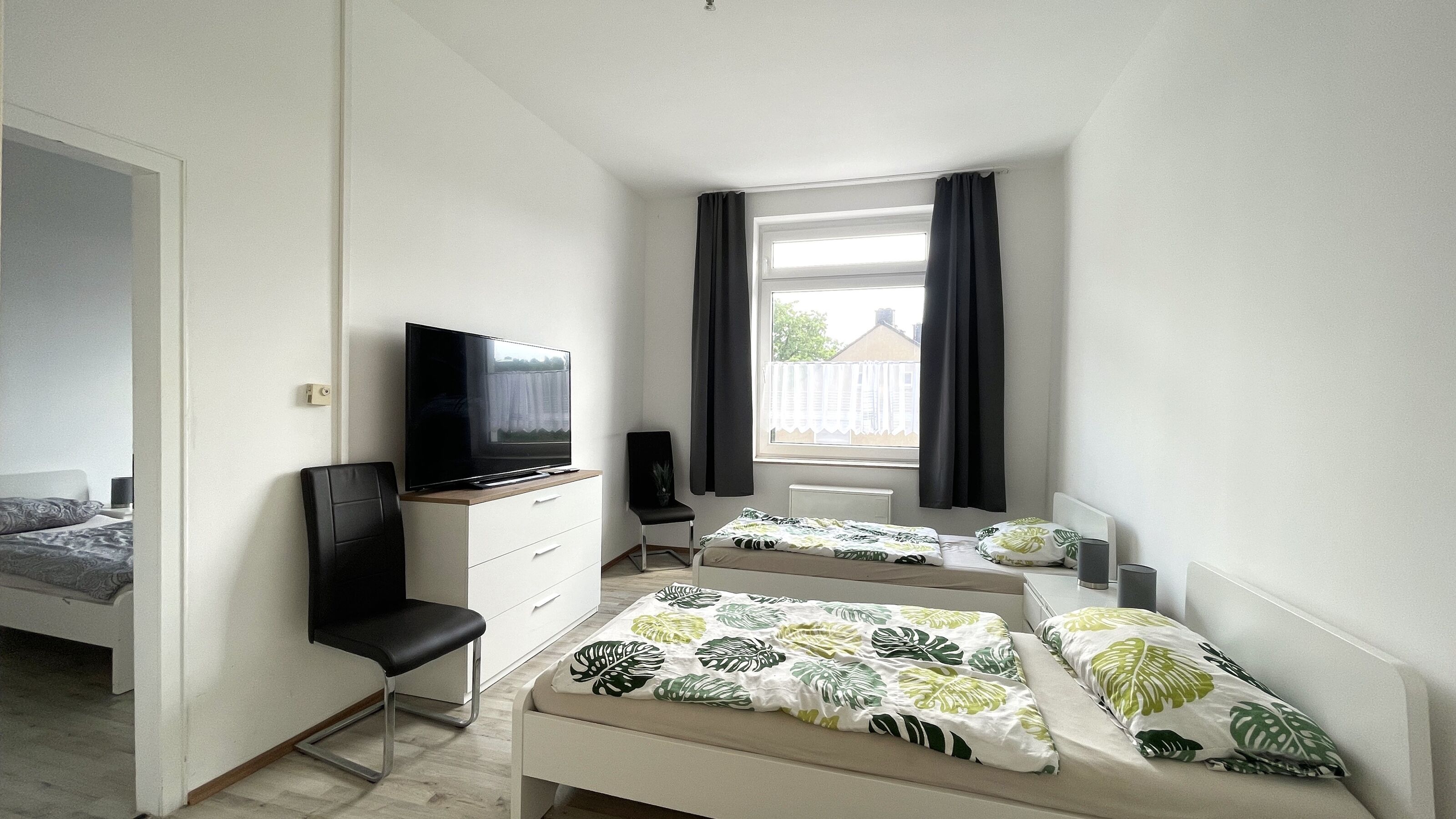 Monteur-Zimmer - Preis pro Nacht - Deutschland - Moderne Monteurwohnung in Dortmund-Hörde: 4 Betten, Balkon,