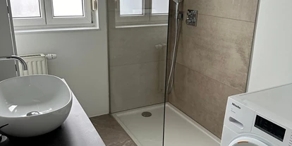 Monteur-Zimmer - Preis pro Nacht - K187 Apartment 55 m2 mit Parkplatz - Graz