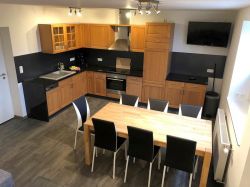 Monteur-Zimmer - Zahlungsarten: Auf Rechnung - Handwerkerpark Schwerin-Wüstmark