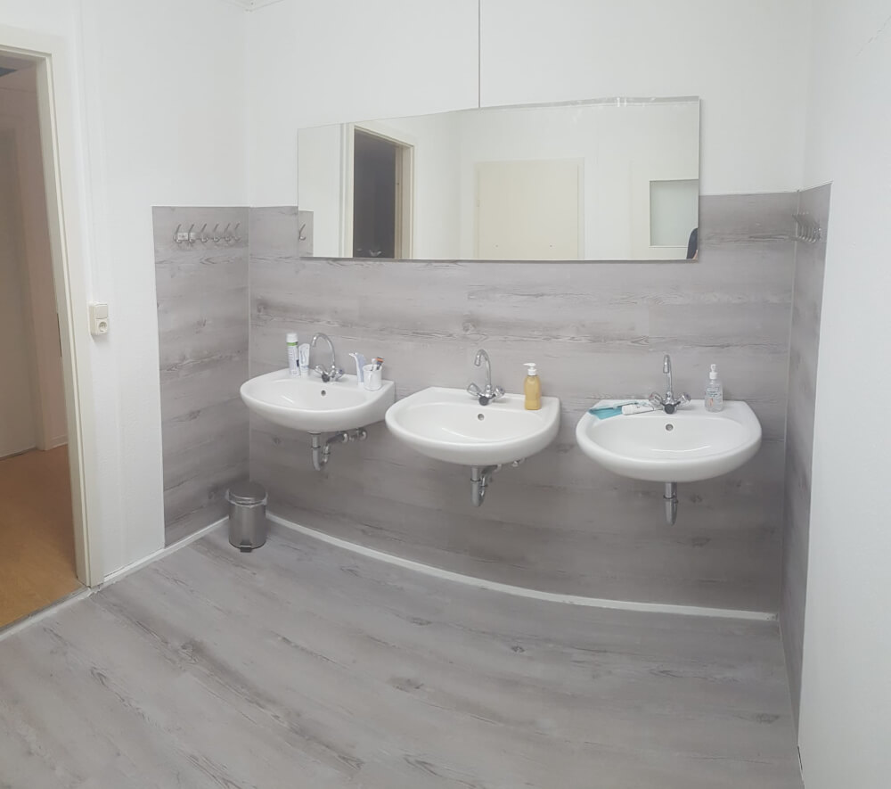 Monteur-Zimmer - Preis pro Nacht - Deutschland - Doppelzimmer, Einzelzimmer Schwerin "Wüstmaxx"