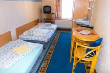 Monteur-Zimmer - Preis pro Nacht - Deutschland - Zimmervermietung/bei 6 Pers. 350 €/ Woche