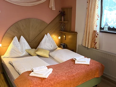 MonteurZimmer: Gästehaus Familie Mandl