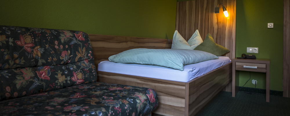 Monteur-Zimmer - Hotel Weinhaus Kreuter