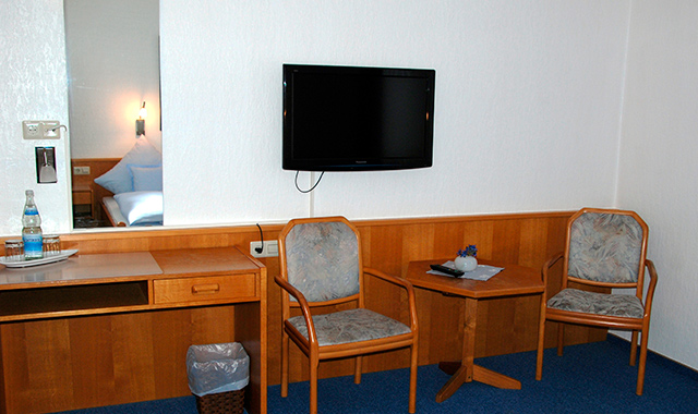 Monteur-Zimmer - Hotel Gülser Weinstube