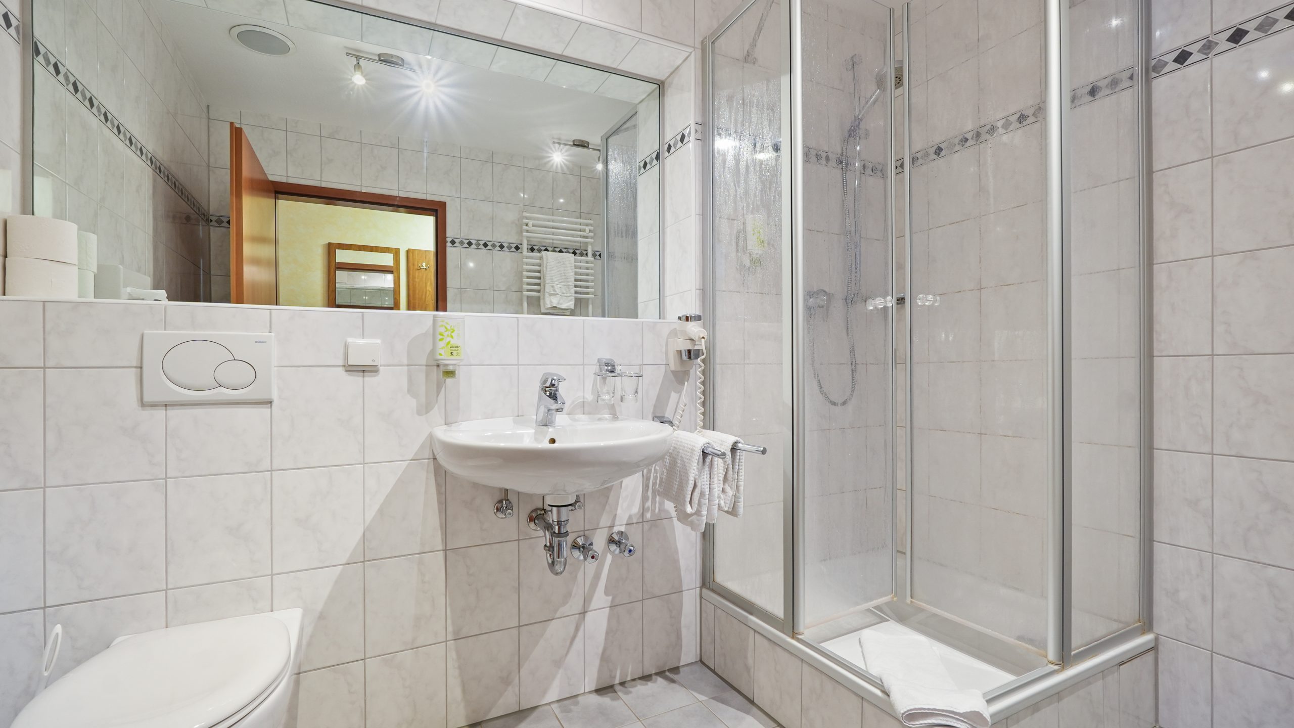 Monteur-Zimmer - Koblenz (Koblenz, kreisfreie Stadt) - Hotel Grebel