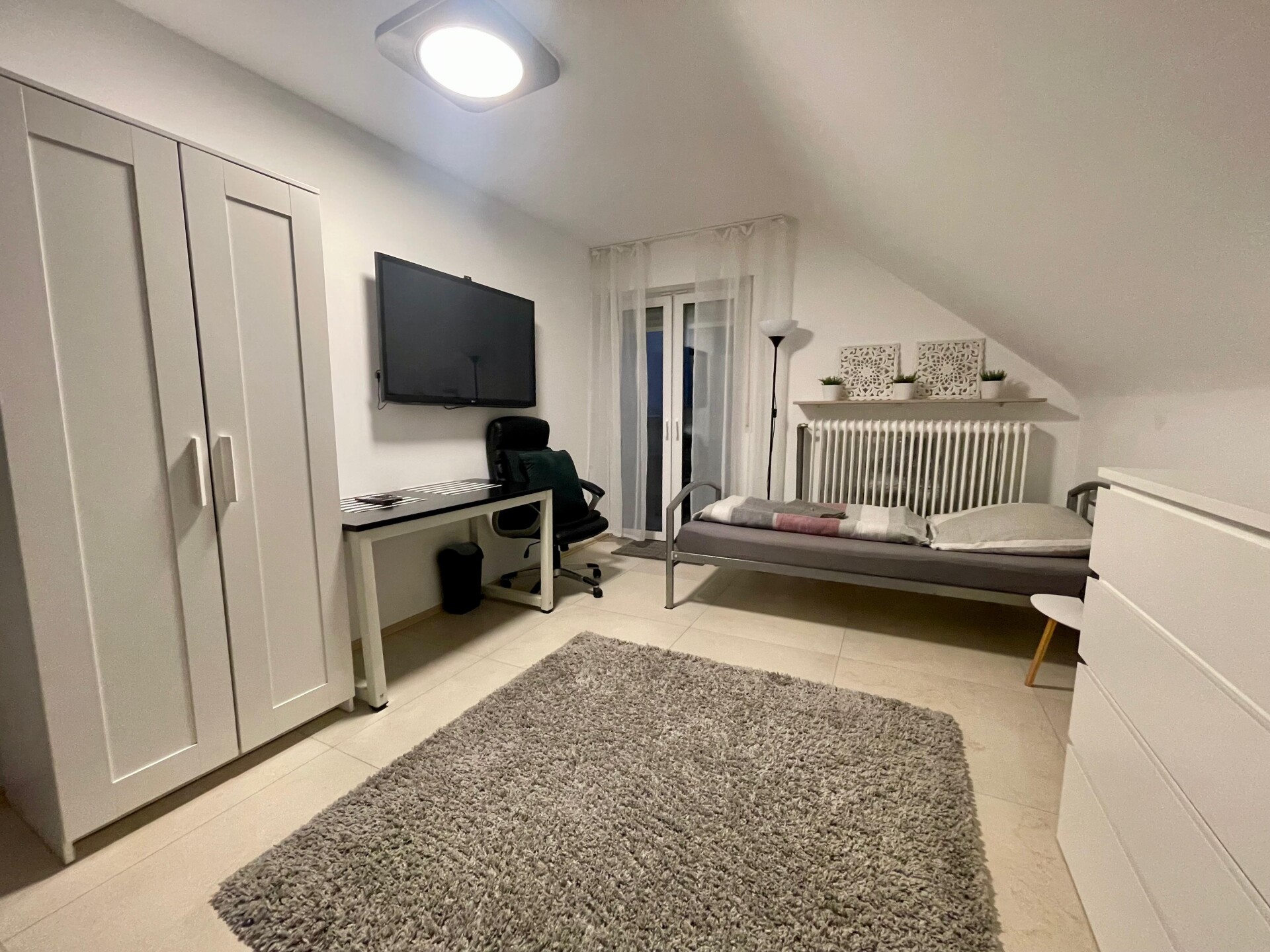 Monteur-Zimmer - Mündersbach - TOP Apartments - FREIE ZIMMER - German, Polish & English