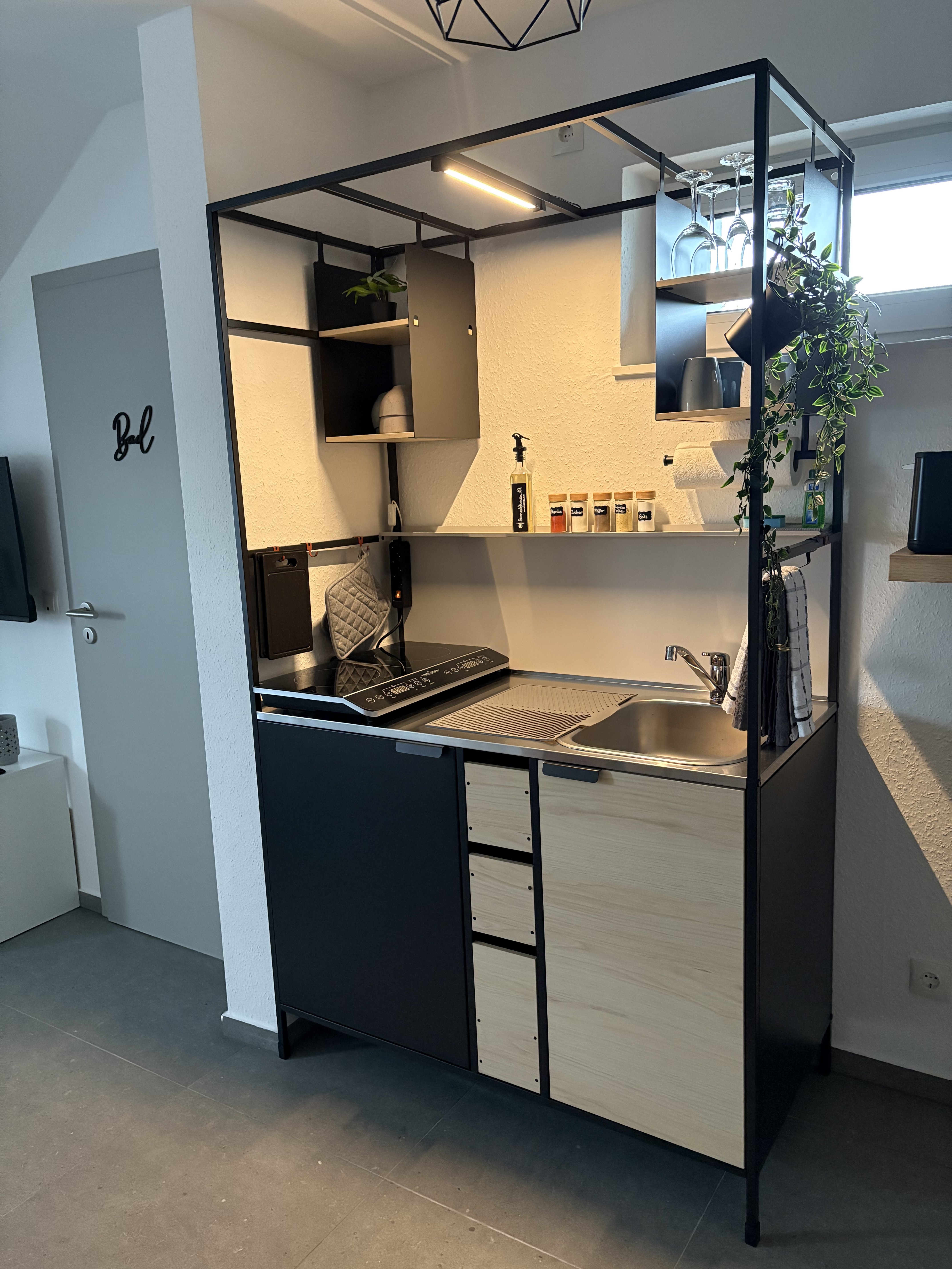 Monteur-Zimmer - Rheinland-Pfalz - Voll Möblierte Apartments, 5 auf einer Etage jedes mit eigenem Bad