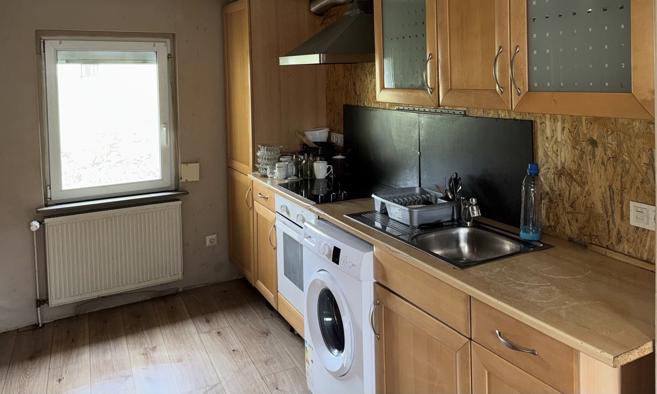 Monteur-Zimmer - Rheinland-Pfalz - Monteurswohnung Haus/ geeignet für Bautrupp mit 8bis 9 Personen