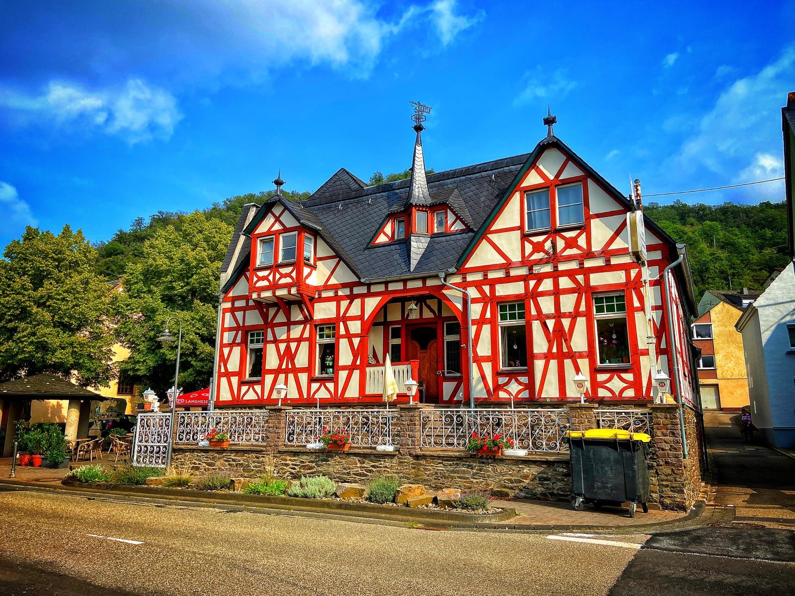 Monteur-Zimmer - Mündersbach - Konditorei- Cafe