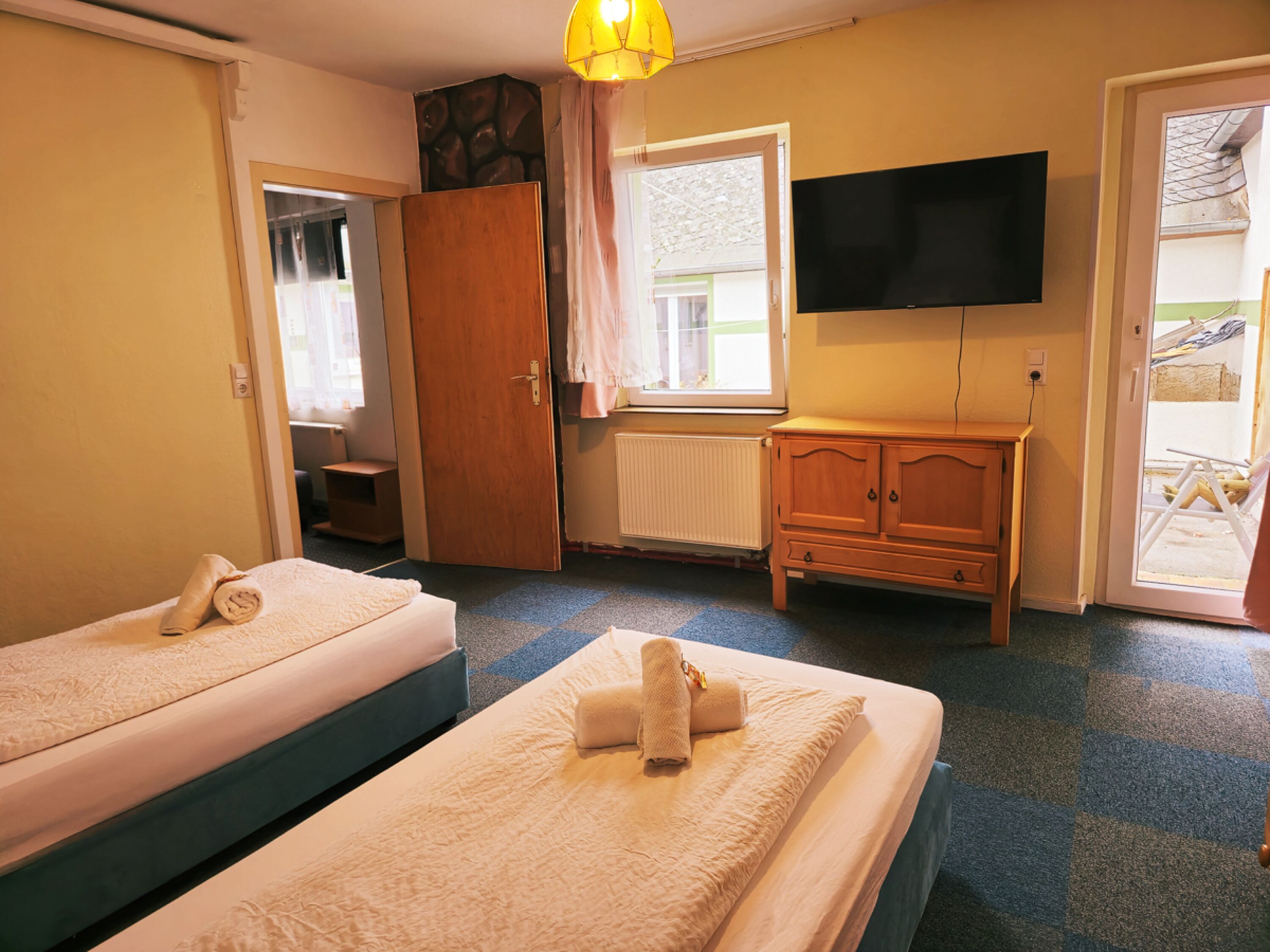 Monteur-Zimmer - Simple Rooms Koblenz, Positive Resonancen, top gepflegt