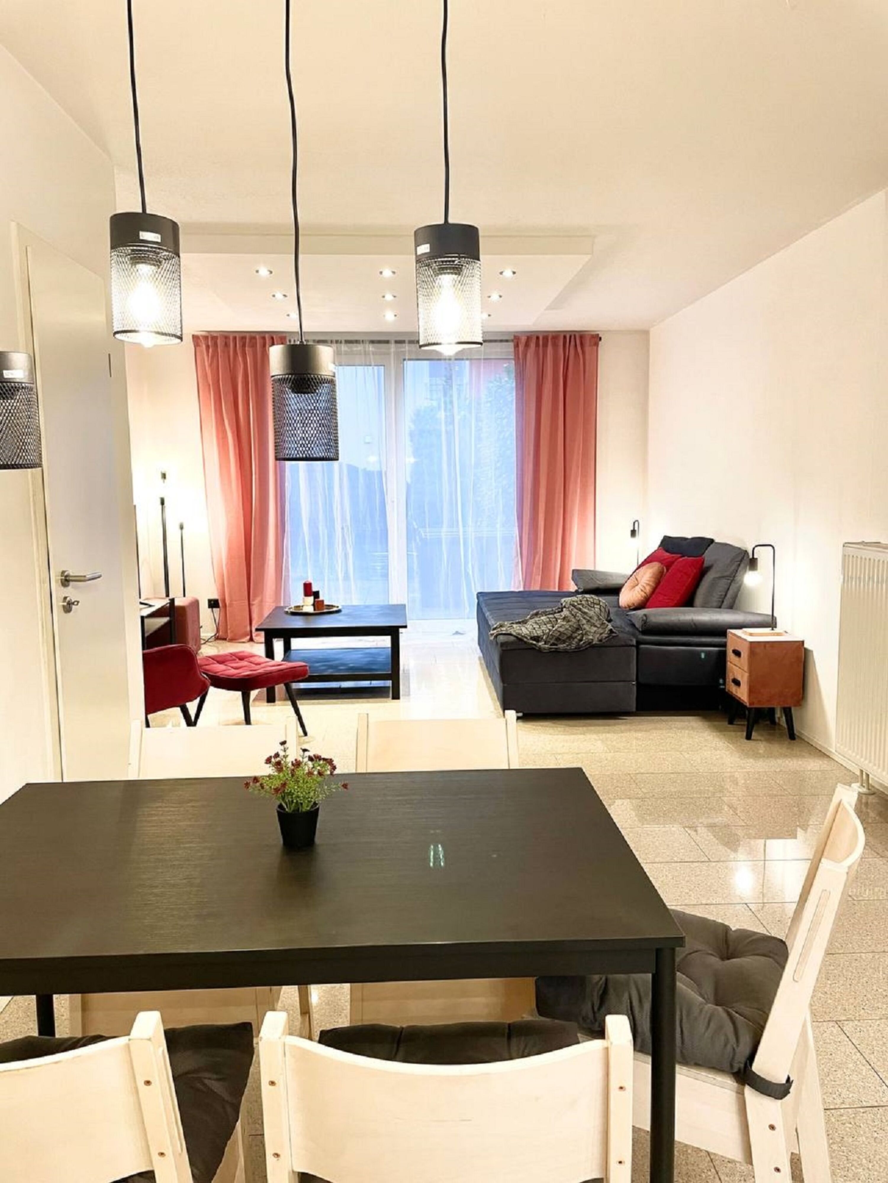 Monteur-Zimmer - Mündersbach - Renoviertes Haus mit Garten und guter Anbindung in Koblenz!