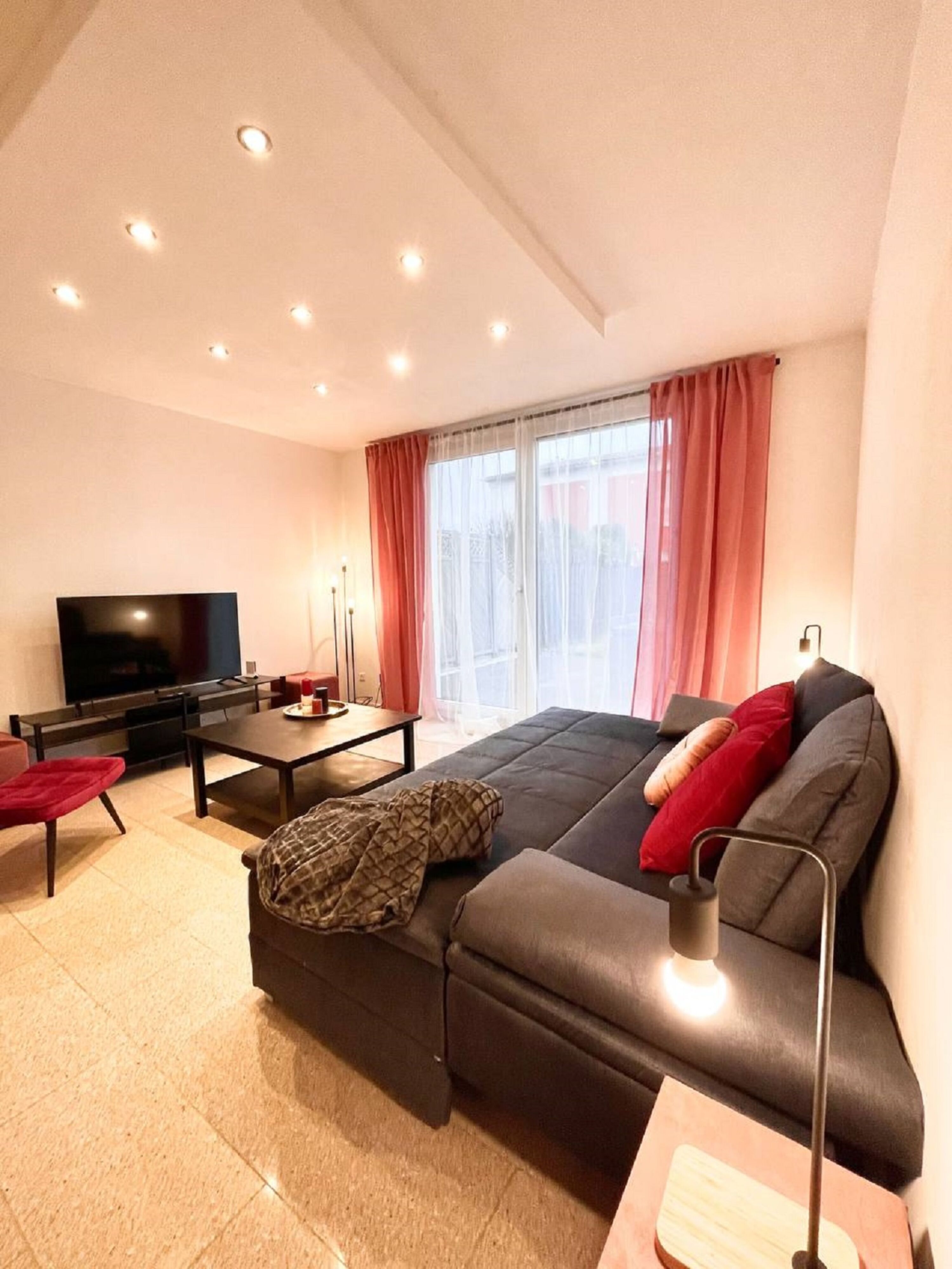 Monteur-Zimmer - Mündersbach - Renoviertes Haus mit Garten und guter Anbindung in Koblenz!