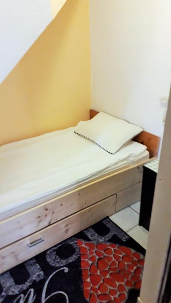 Monteur-Zimmer - Rheinland-Pfalz - Monteurwohnung Lahnufer