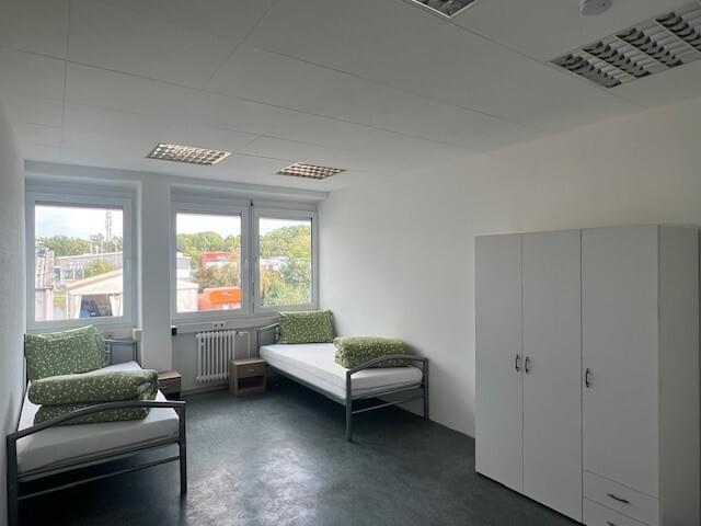 Monteur-Zimmer - Mündersbach - Monteurunterkunft mitten im Gewerbepark