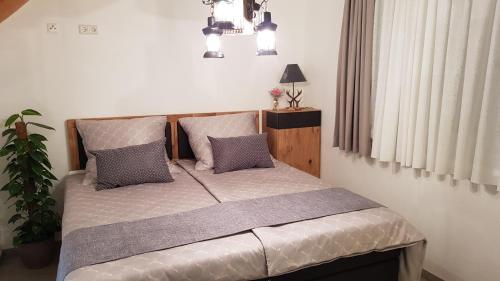 Monteur-Zimmer - Preis pro Nacht - Gundersdorf (Sankt Stefan ob Stainz) - Gästehaus Sabine