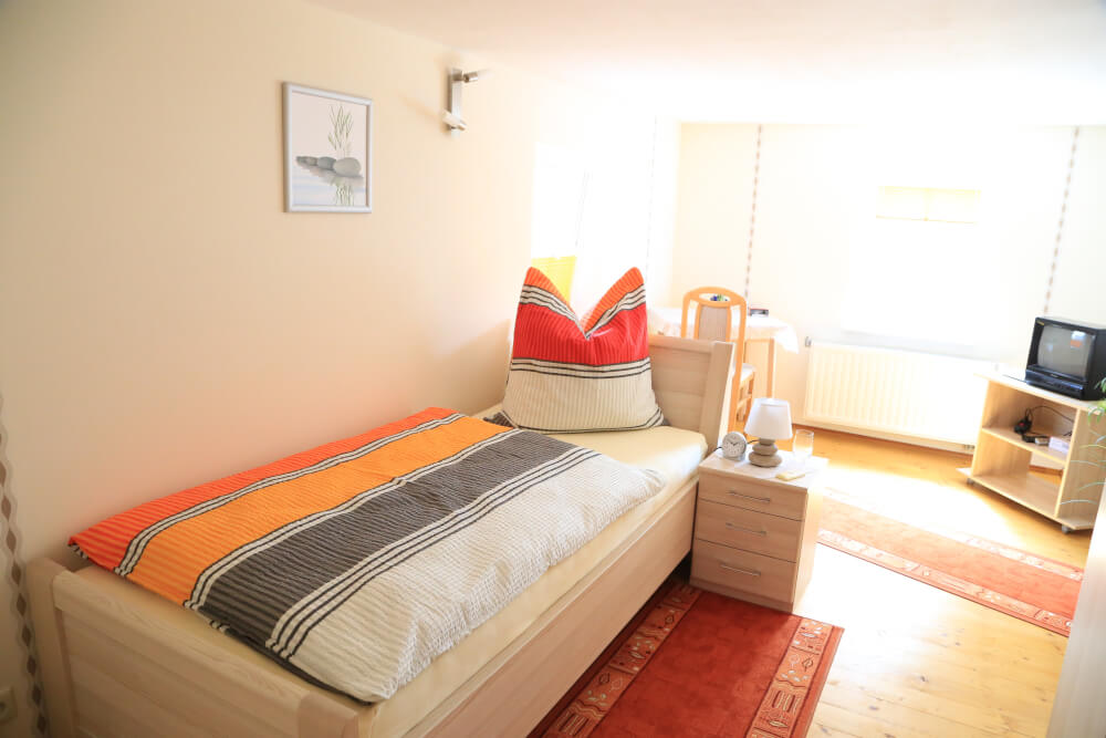 Monteur-Zimmer - Gera - Pension Kahlert ( Ferienwohnung -Monteuerzimmer )