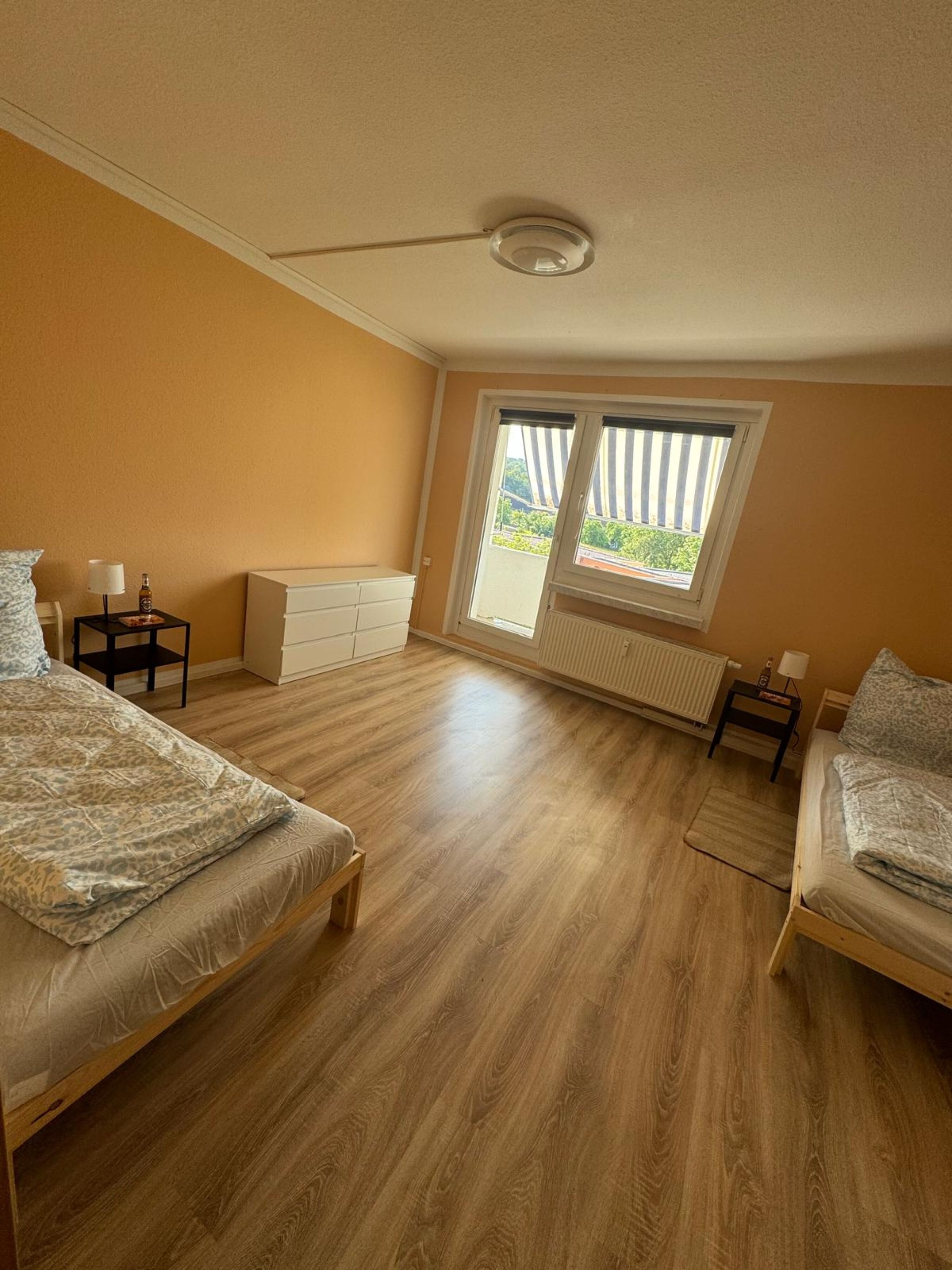 Monteur-Zimmer - Gera - Monteurwochnung, Monteurzimmer, Mitarbeiterunterkunft GERA